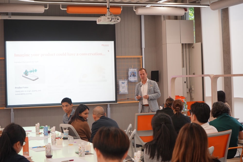 Thomas L. Roedding, QUANTUM LEAP WORKSHOP | YOU²<br />
What Does a World That Works for Everyone Look Like for You?, Future Food Hub Summer 2025