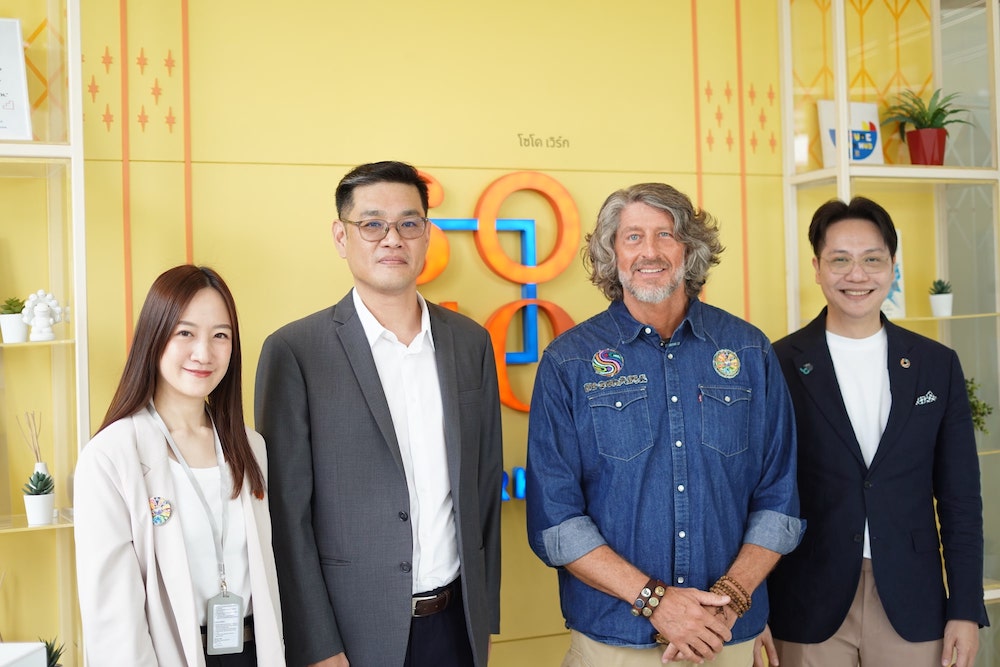 Photo of Santi with Marc