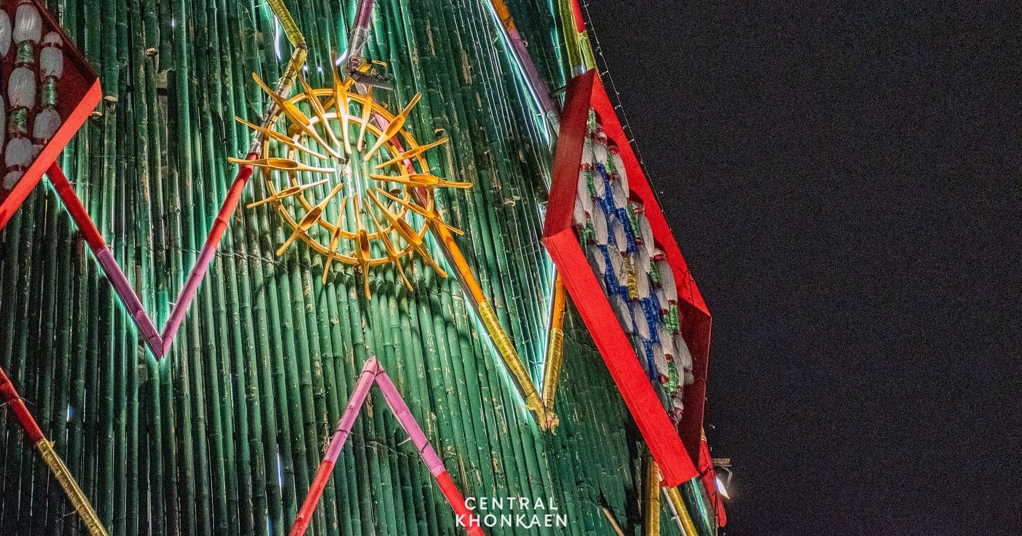 Christmas Tree at Central Khon Kaen by BWILD ISAN & ATTA Studio